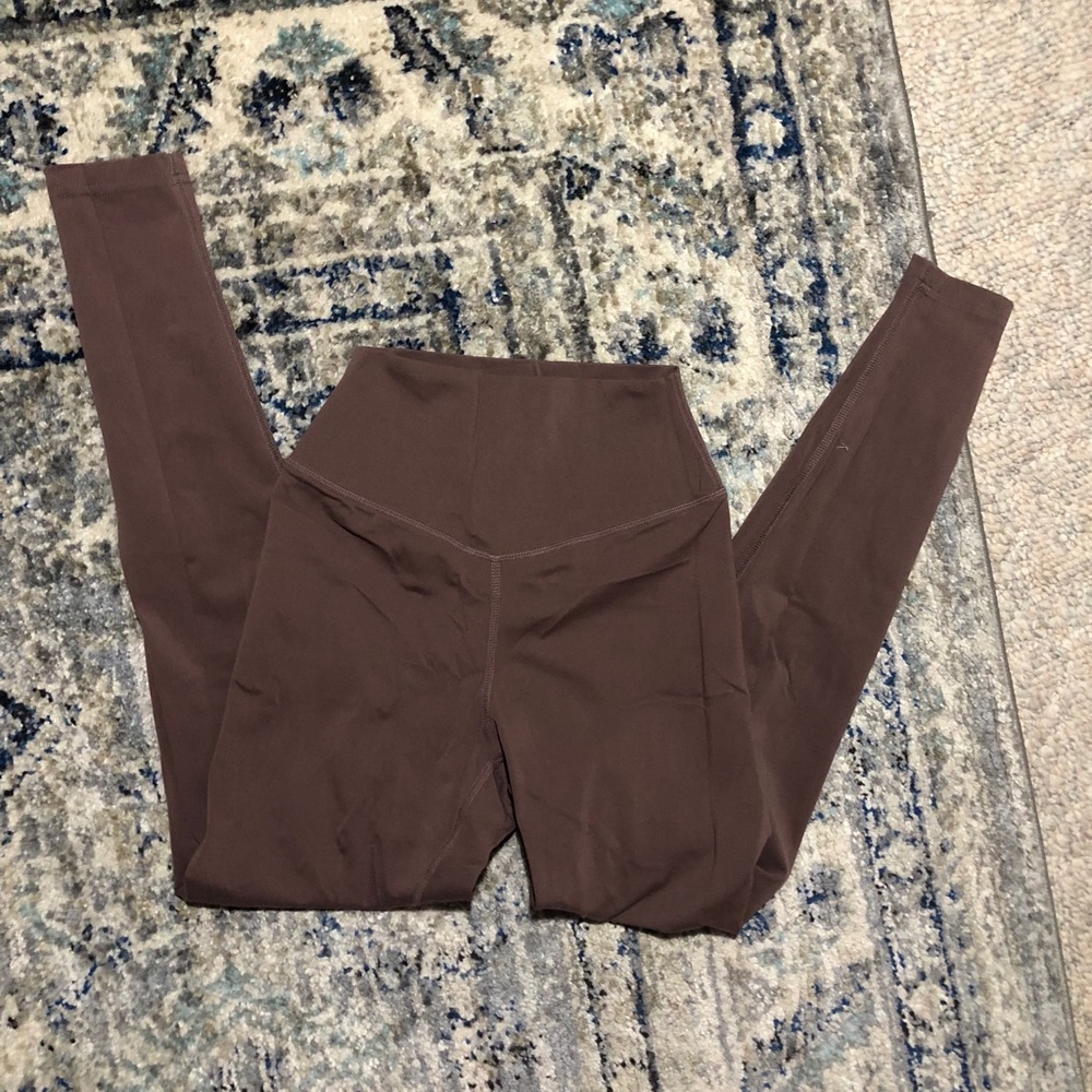 BALANCE ATHLETICA LEGGINGS IN CLIFF SIZE SMALL